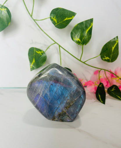 Labradorite Free Form